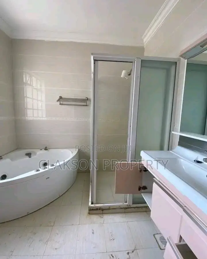 3bdrm Apartment in Lavington for rent