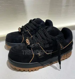 Lv Trainer Black Gold