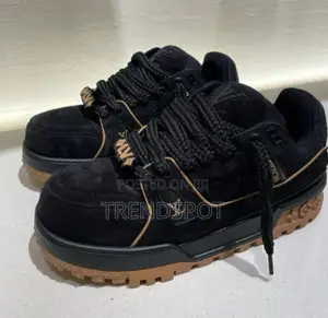 Lv Trainer Black Gold