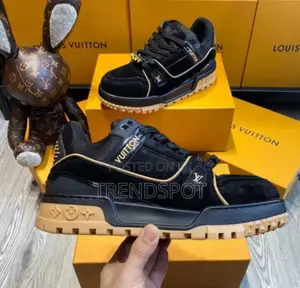 Lv Trainer Black Gold