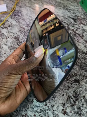 Ractis Side Mirror Lens/Glass