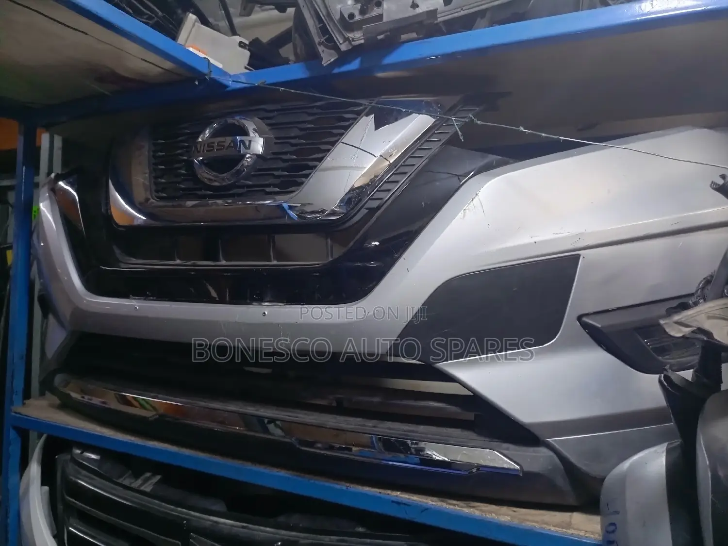 Nissan X-Trail (2017_2020 Model/ Face-Lift) Nosecut