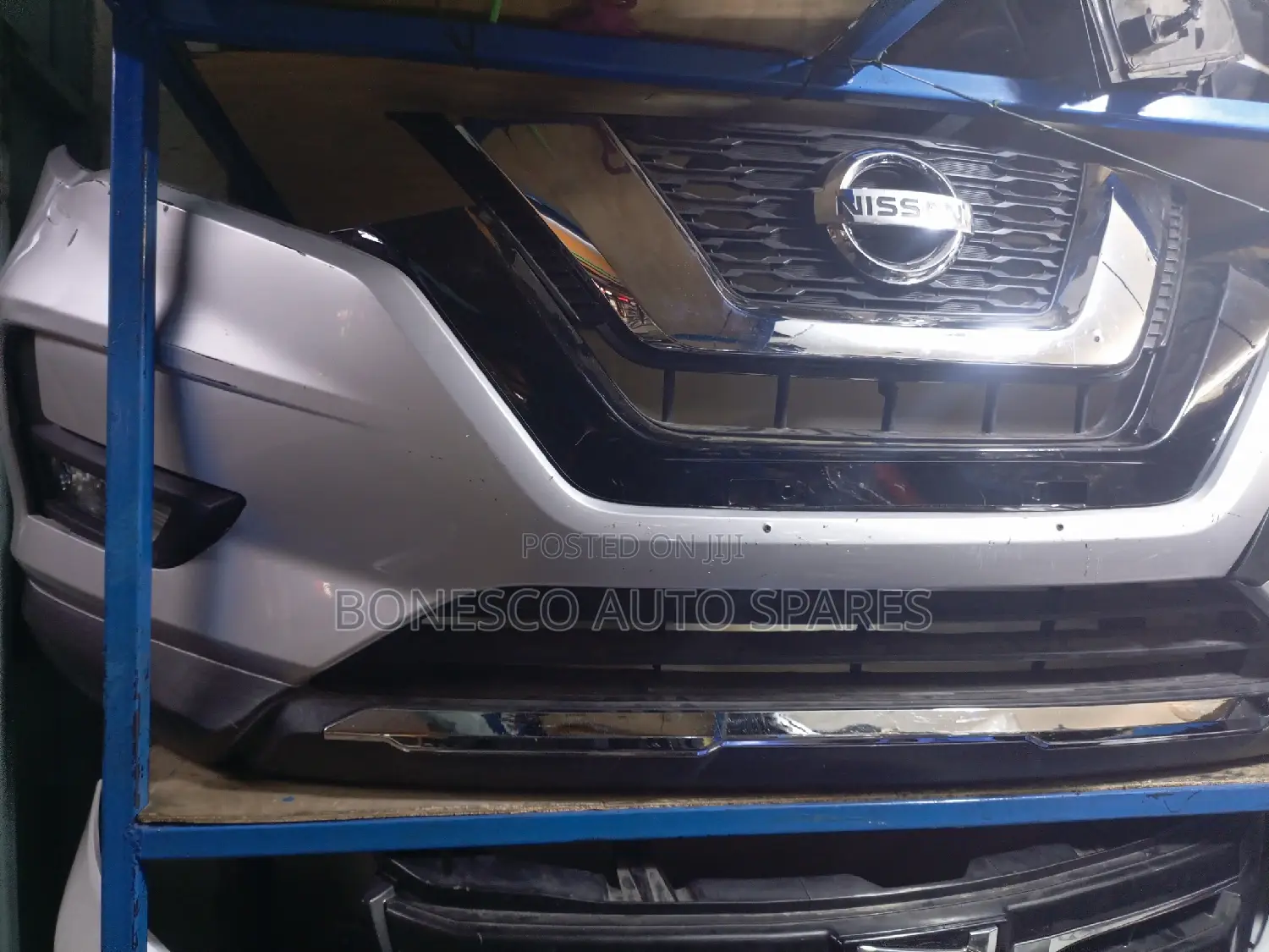 Nissan X-Trail (2017_2020 Model/ Face-Lift) Nosecut