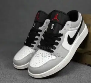 Jordan SB Size 37 45