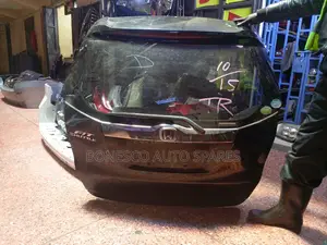 Honda Fit Shuttle (2011_2015 Model) Boot/ Tailgate