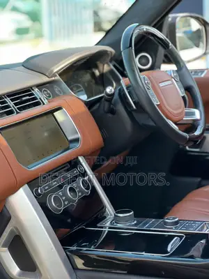 Land Rover Range Rover Vogue 2018 Black