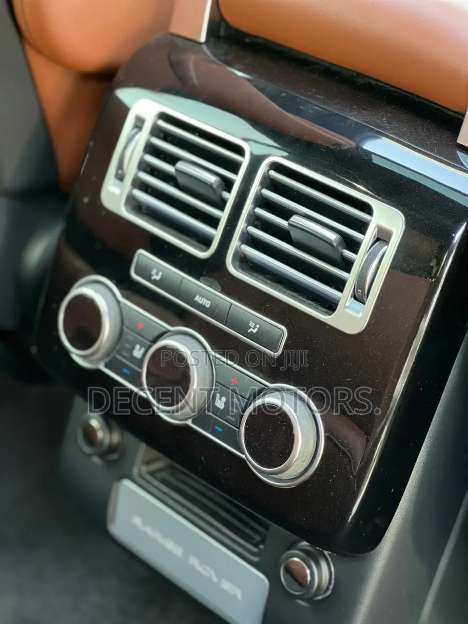 Land Rover Range Rover Vogue 2018 Black