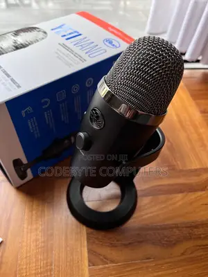 Logitech Blue Yeti Nano Mic