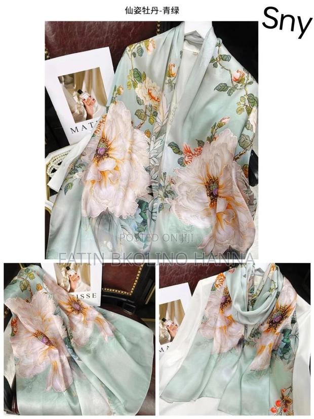 Pretty Scarf Silk - thumbnail 2