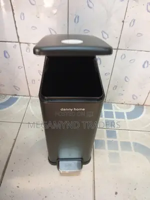 10 LTR Pedal Bin / Waste Dust Bin