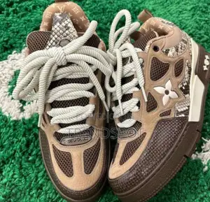 LV Sneakers Brown