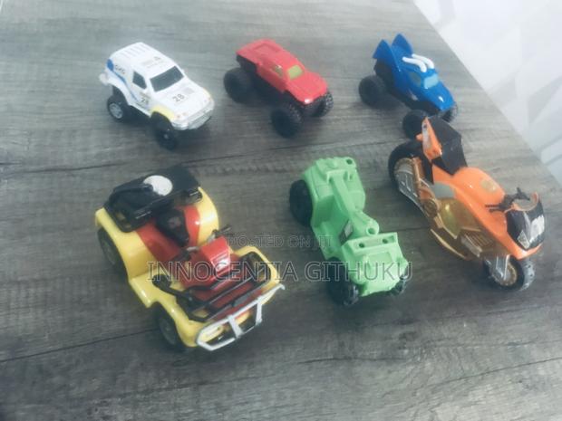 Hot Wheels - thumbnail 12