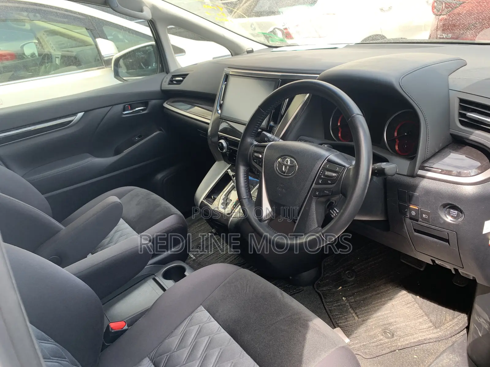 Toyota Alphard 2018 White