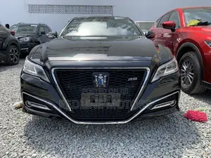 Toyota Crown 2018 Black