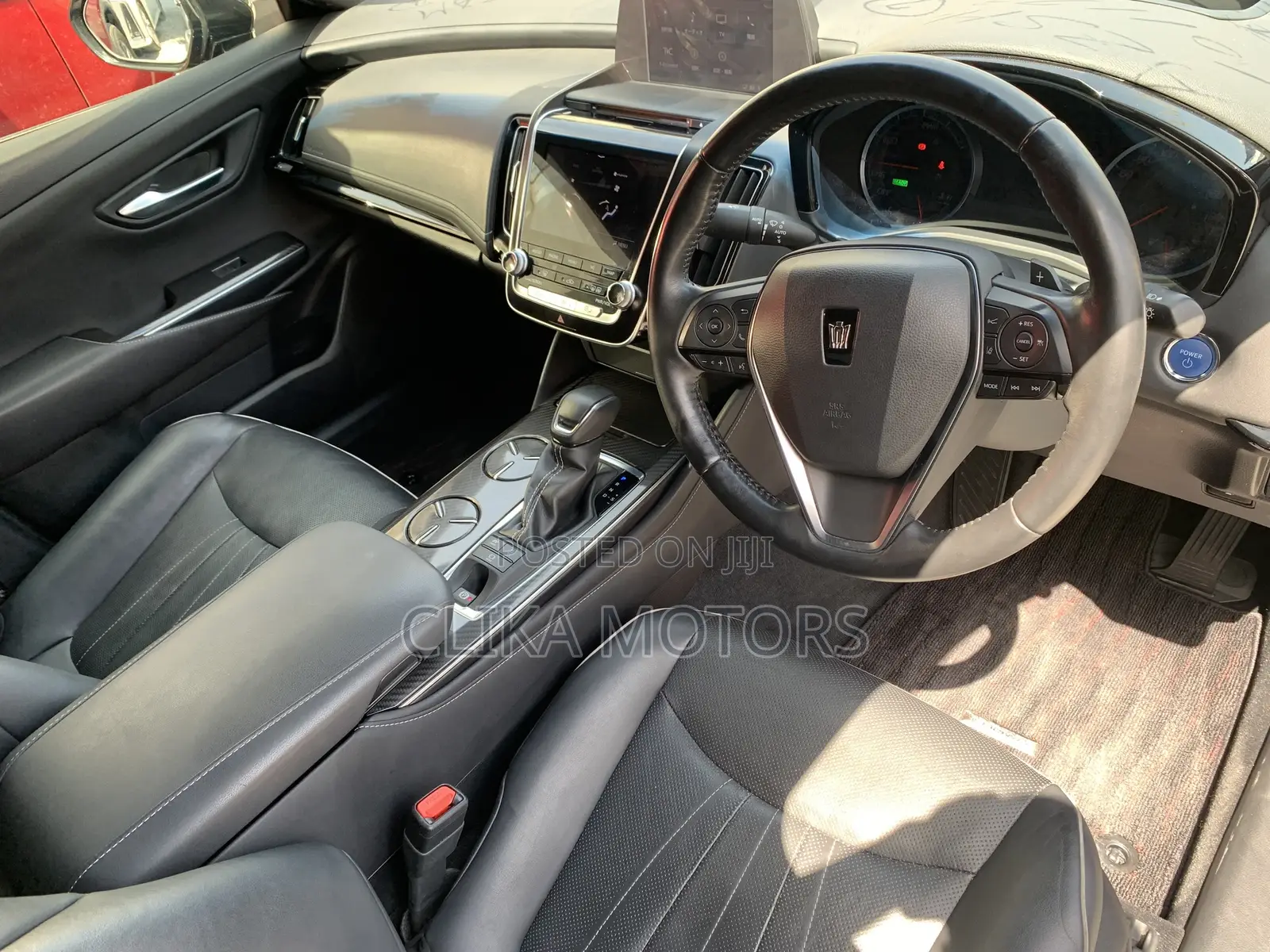 Toyota Crown 2018 Black