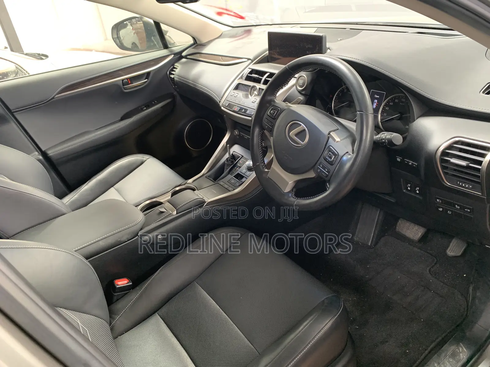 Lexus NX 300 FWD 2017 Gray