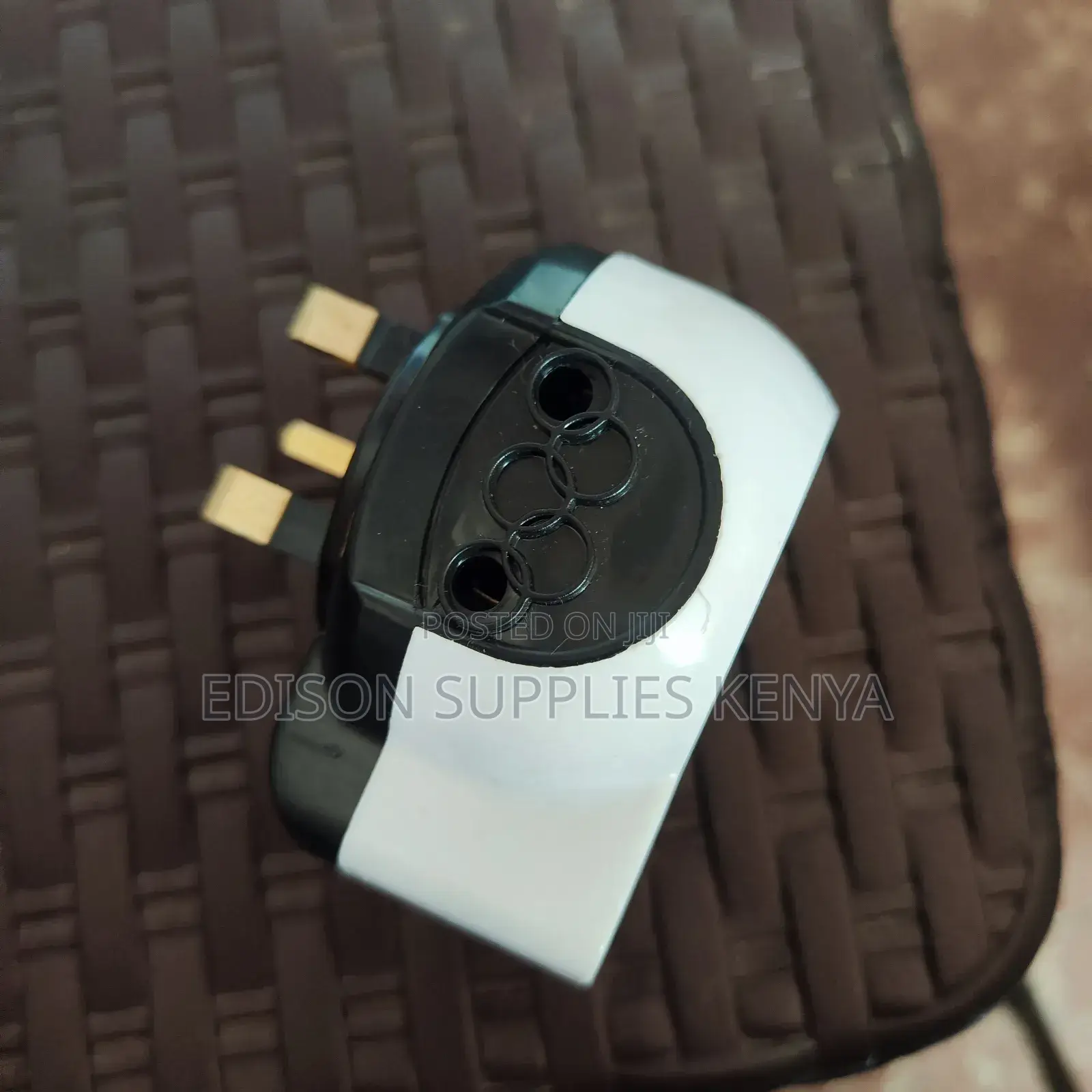 Multiplug Sockets With 2 USB Multiplug Extension Plug Socket