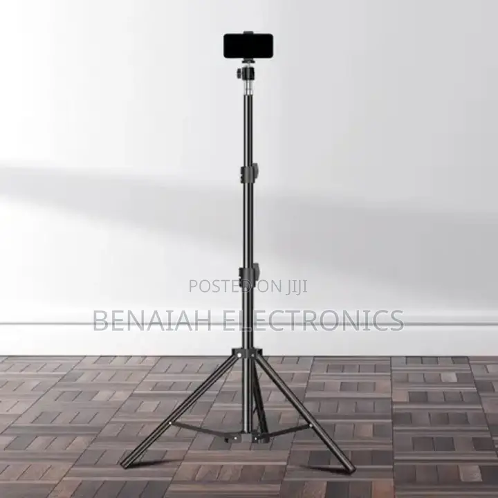 Stable Ringlight Stand.With a Phone Holder and a Ball Joint