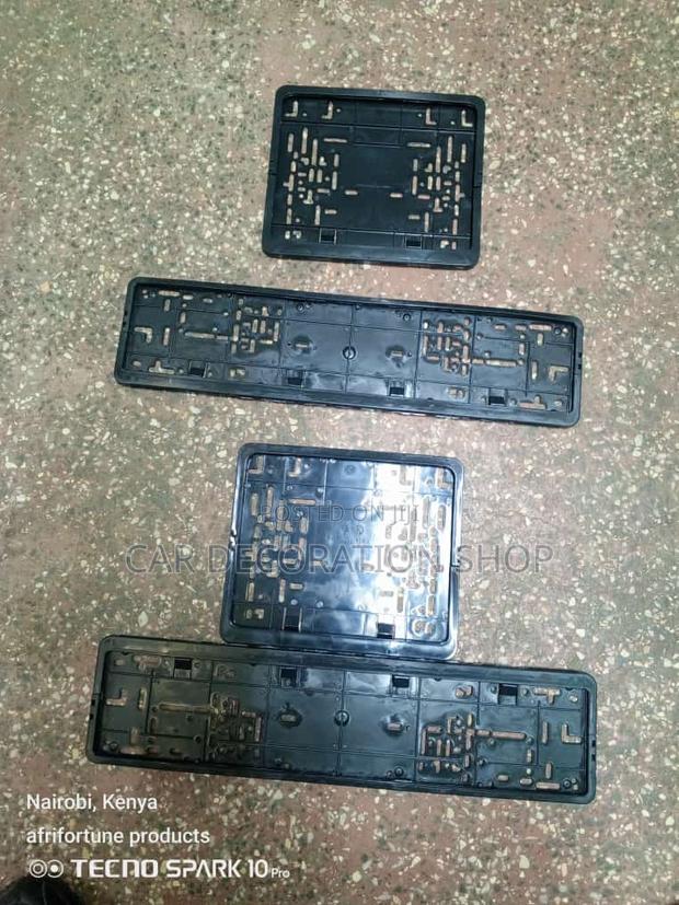 Plastic Plates Mounts