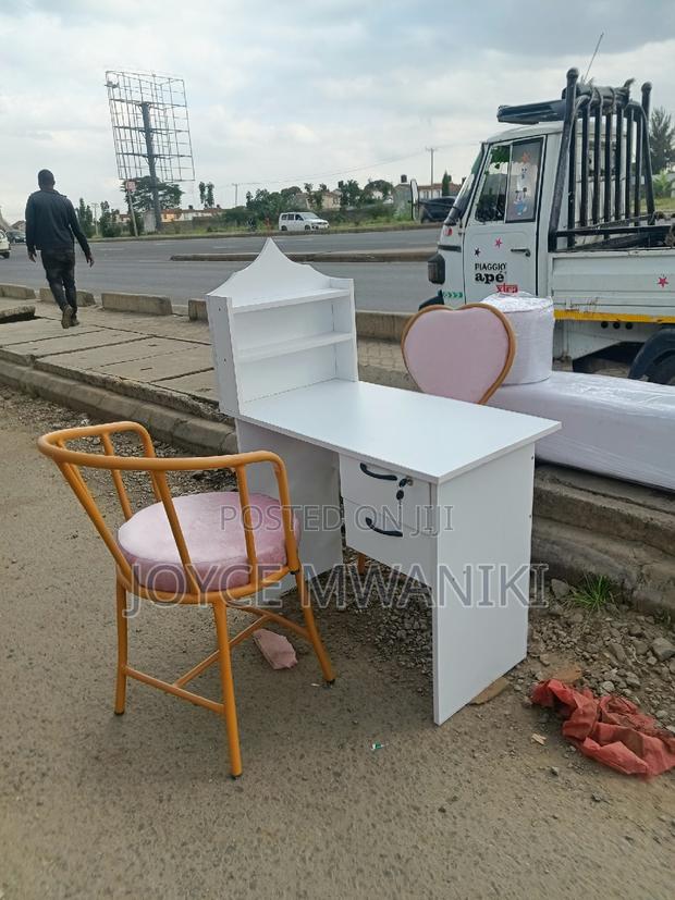 Manicure Set, Stylish Design. - main view