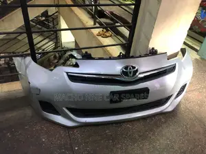 Toyota Ractis 2012 Nosecut