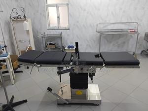 Operating Table - thumbnail 2