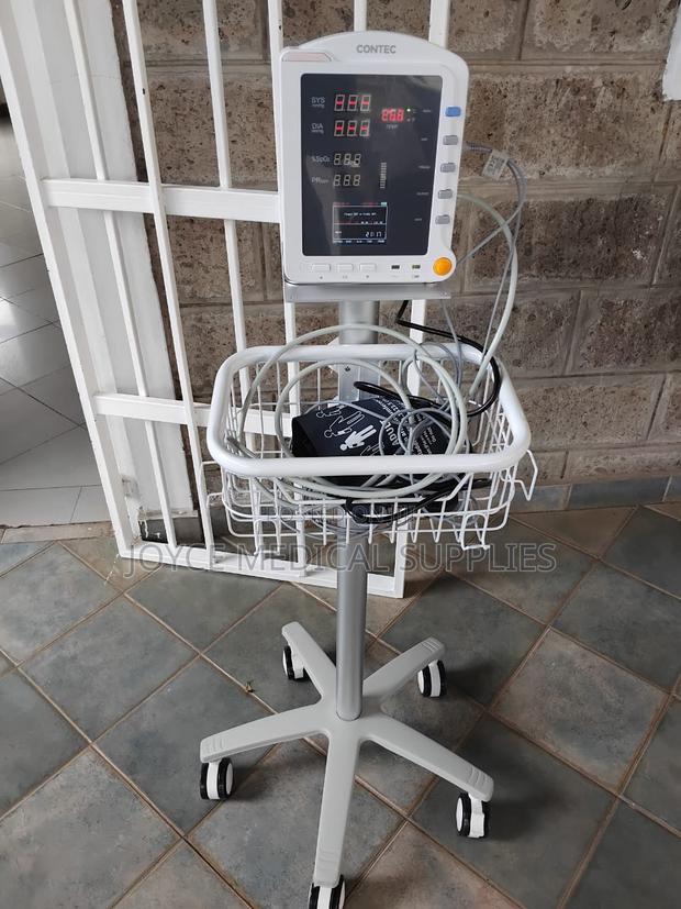 Patient Monitor With Stand - thumbnail 2