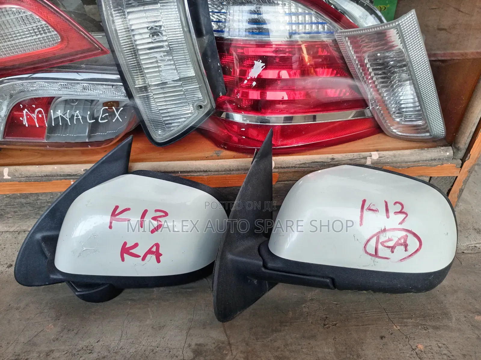  Nissan March Sidemirrors Both 3-Pin and 5-Pin