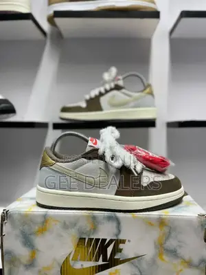 Air Jordan 1 Low Cut "Year of Rabbit " >Jordan 1 Sneakers