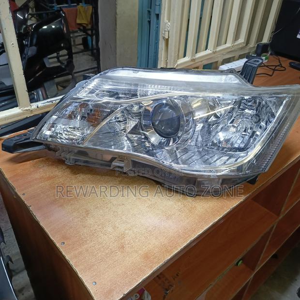Fielder 161 2014 Headlight Xenon Clear.