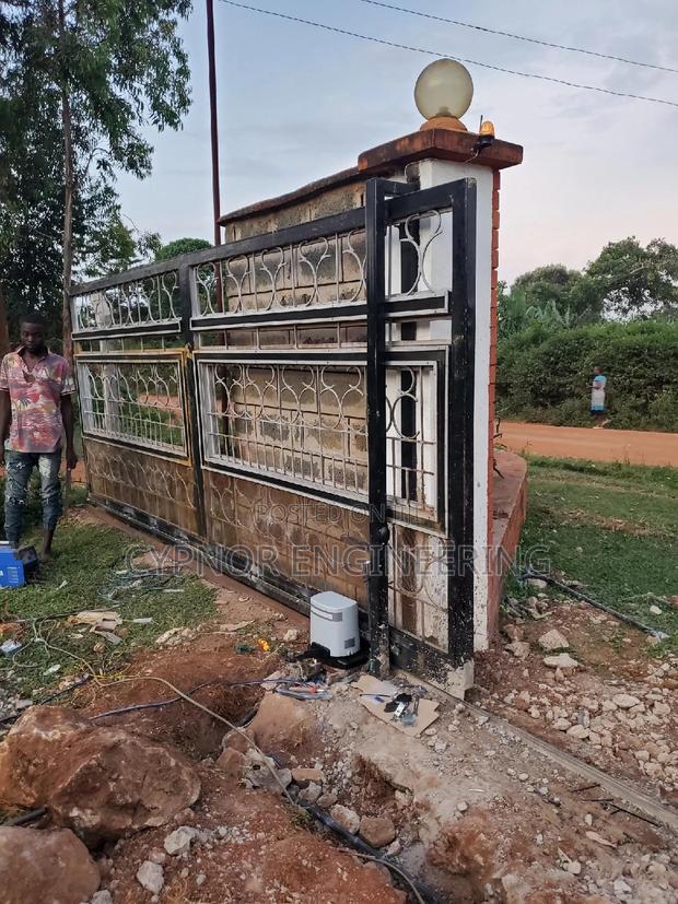 Smart Gate With App Integration - main view