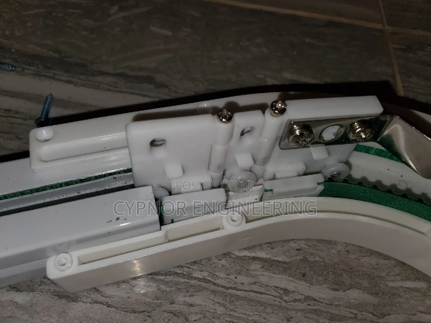 Smart Rails for Easy Curtains Control