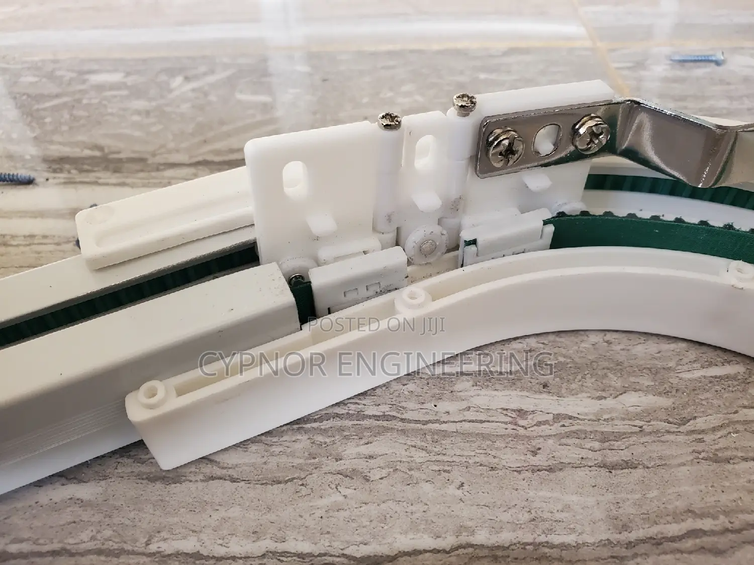 Smart Rails for Easy Curtains Control
