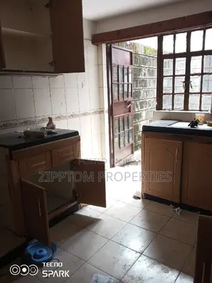 4bdrm Maisonette in South B for rent