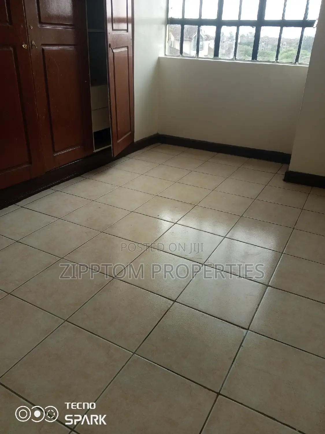 4bdrm Maisonette in South B for rent