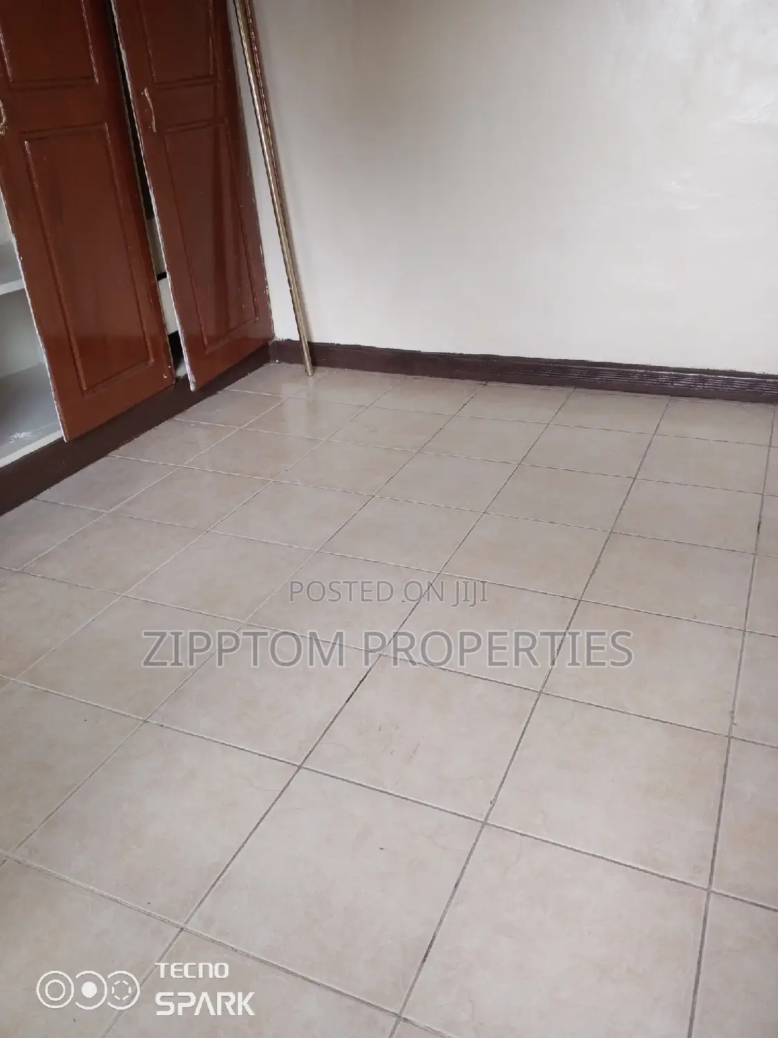 4bdrm Maisonette in South B for rent