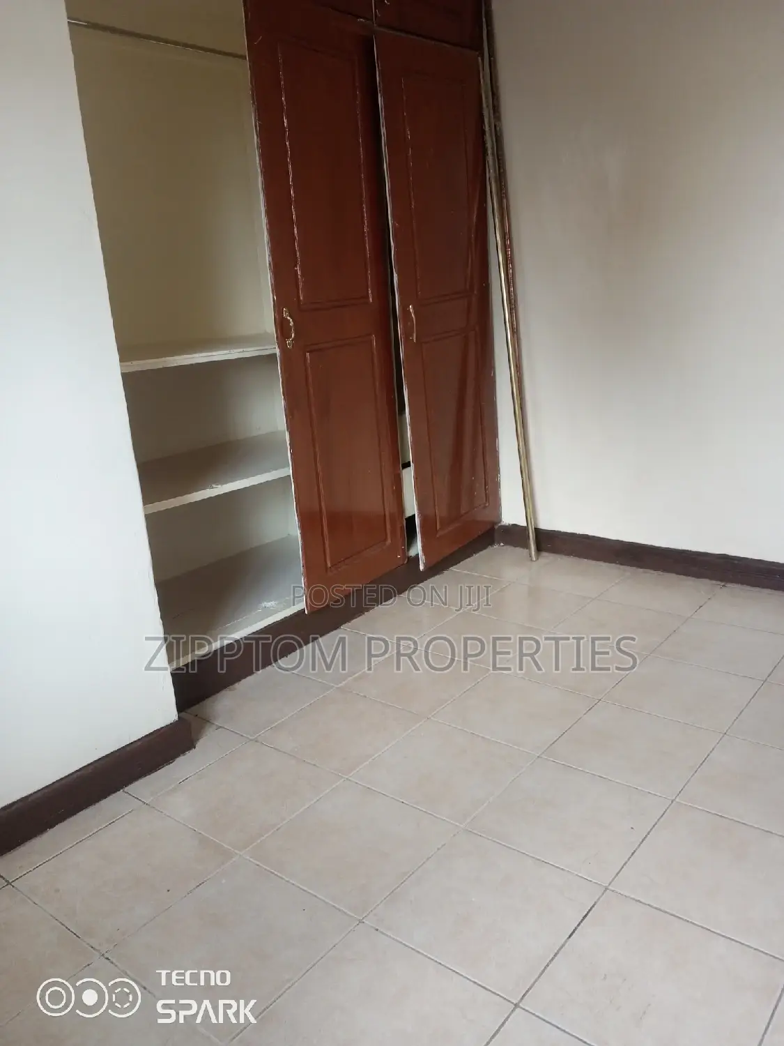 4bdrm Maisonette in South B for rent