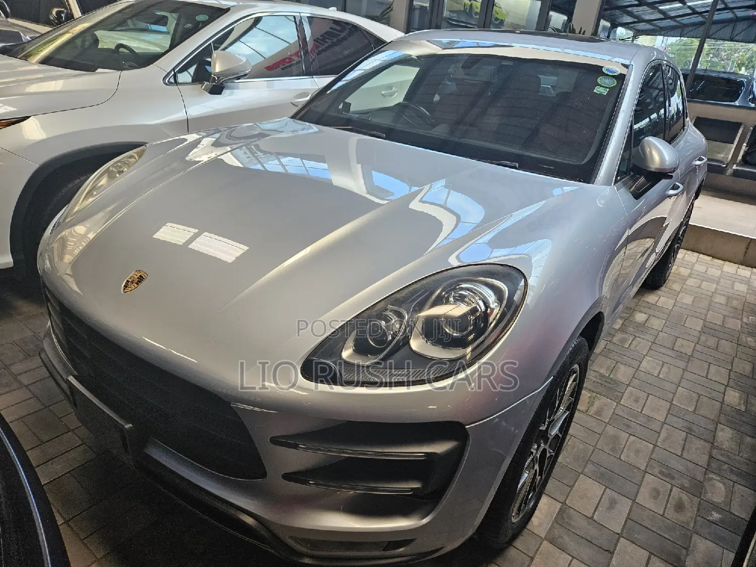 Porsche Macan 2018 Silver