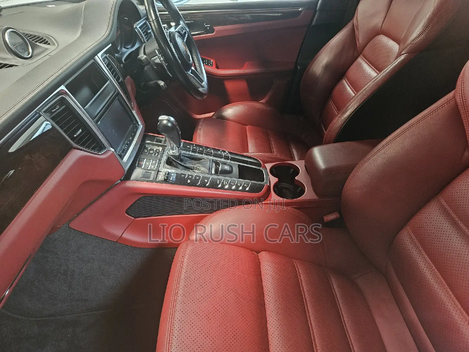 Porsche Macan 2018 Silver
