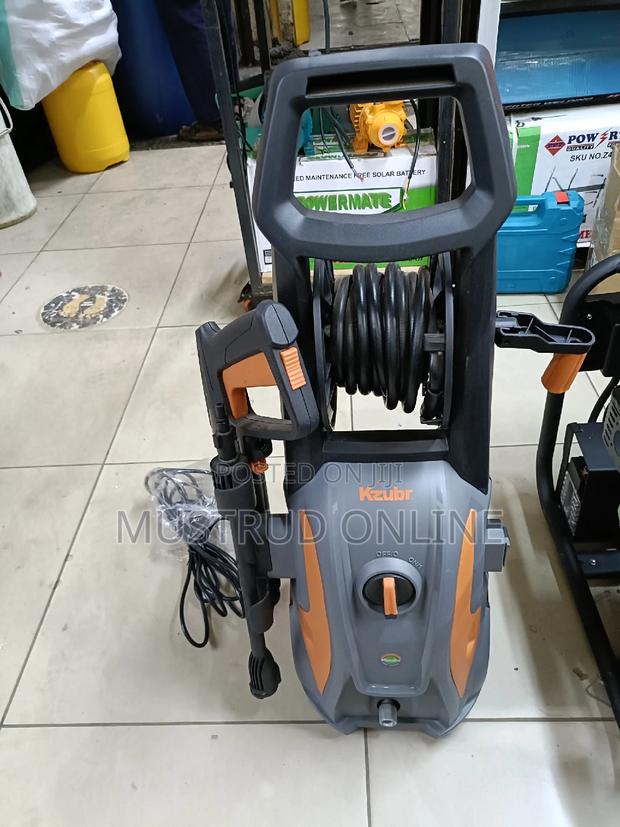 1800w,135 Bar Pressure Washer
