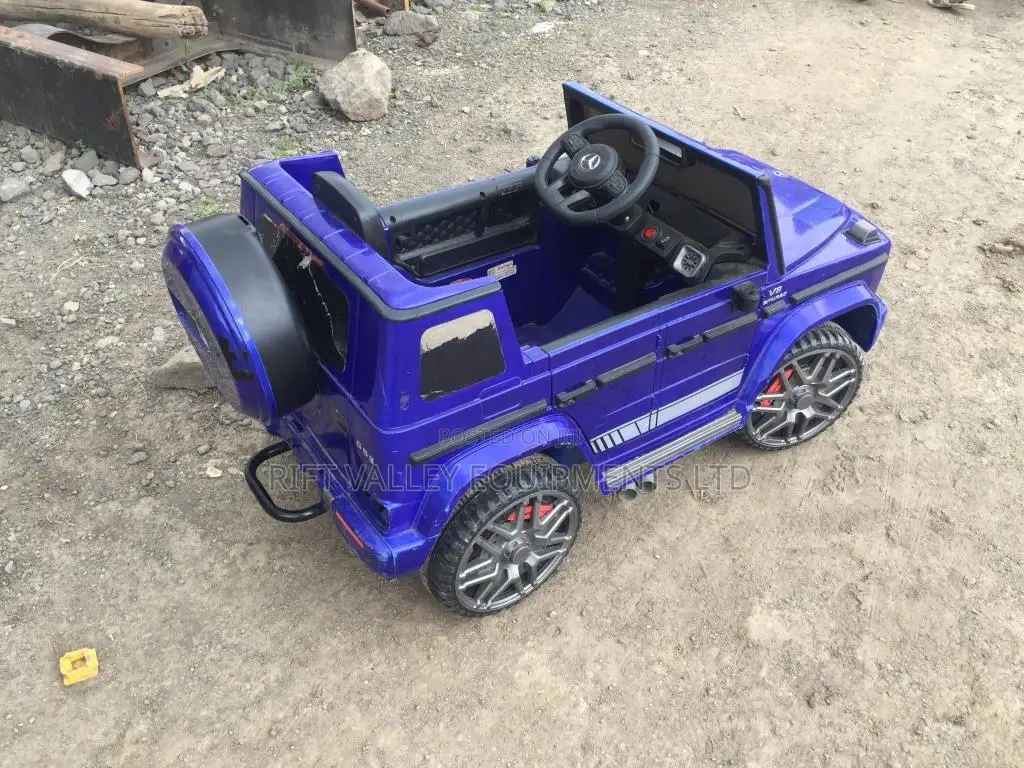 Mercedes V8 Electric Toy Car