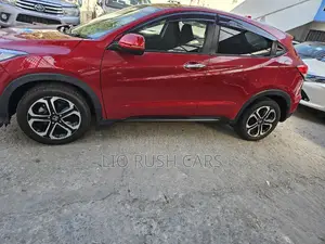 Honda Vezel 2018 Red