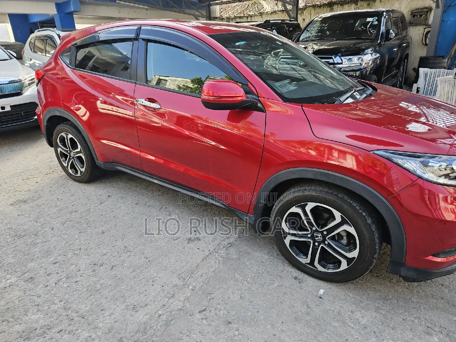 Honda Vezel 2018 Red