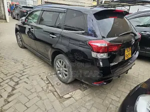 Toyota Corolla Fielder 2018 Black