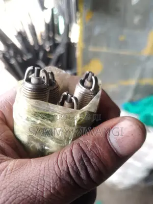 Toyota Corolla Plug Ex Japan