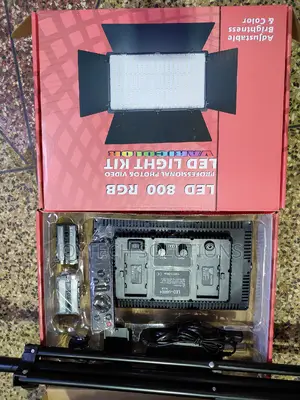 Pro Led Uc 800+ Vedio /Photo Studio Lights. With Stand