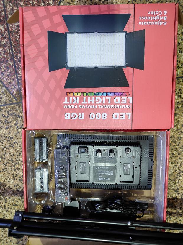 Pro Led Uc 800+ Vedio /Photo Studio Lights. With Stand - thumbnail 2