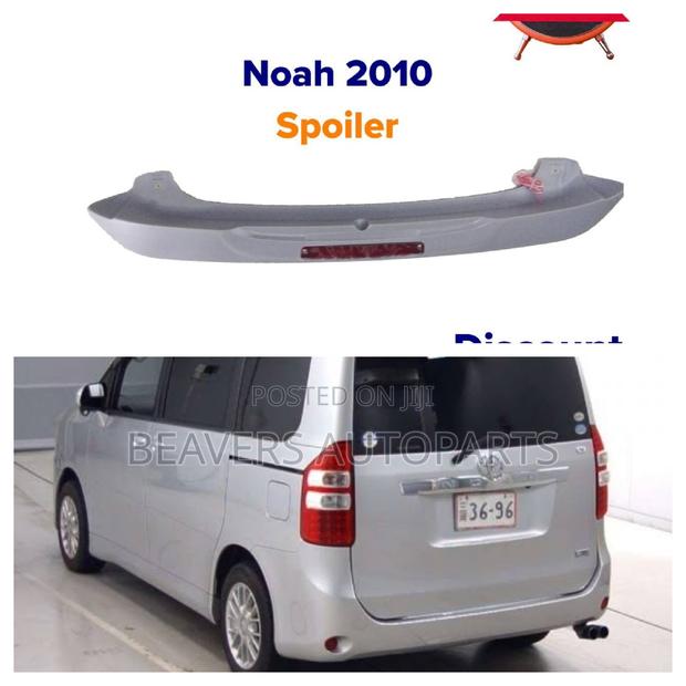 Noah/Voxy 2008-2012 Boot Spoiler - thumbnail 2