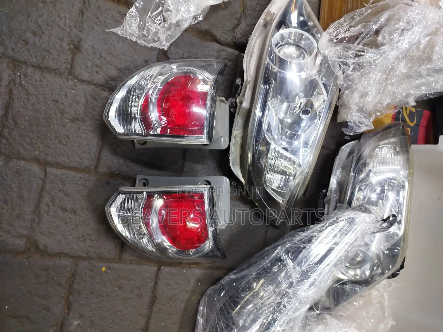 Fortuner 2010-2013 Headlight