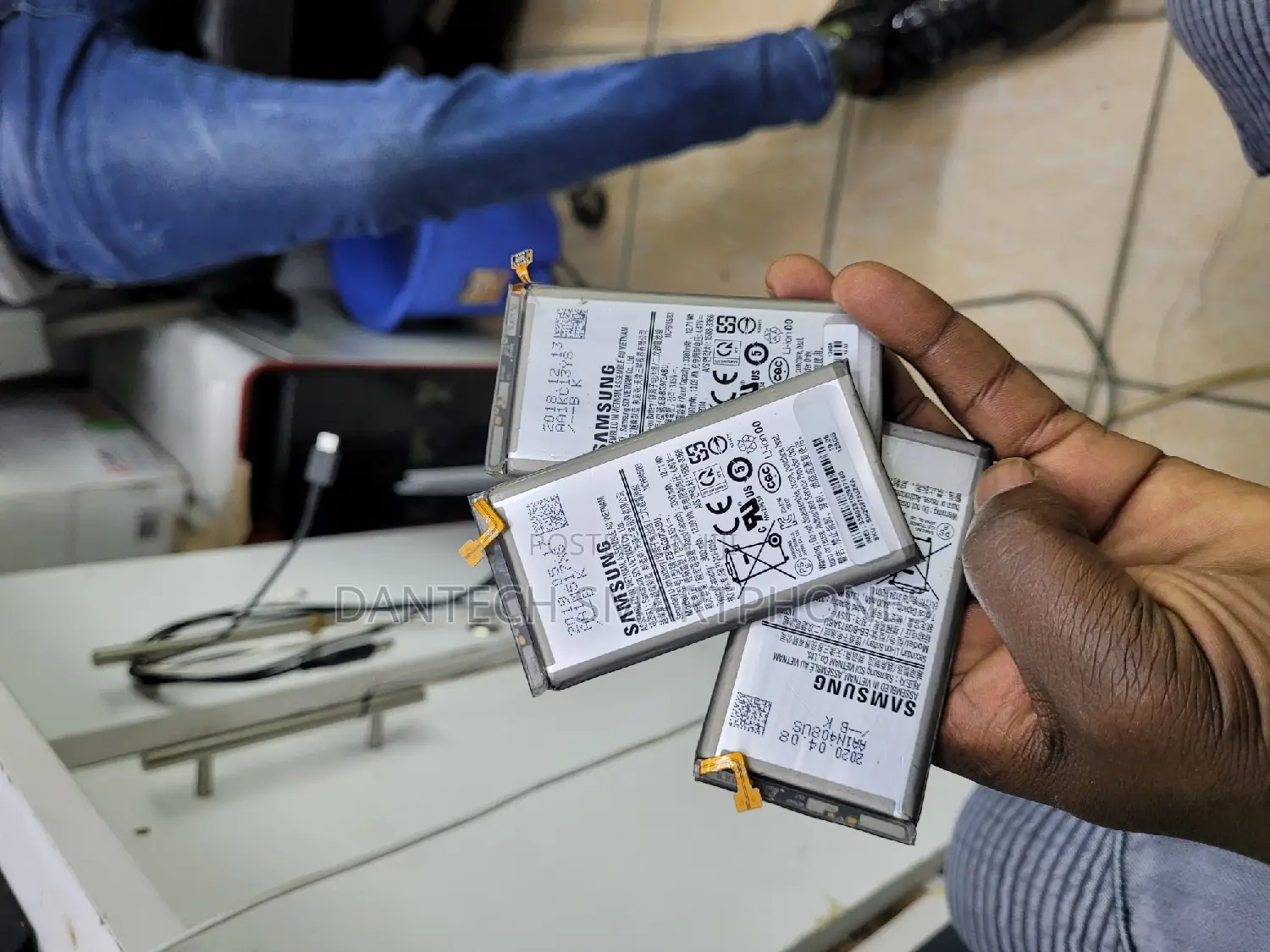 Samsung Galaxy S10 Battery Replacement
